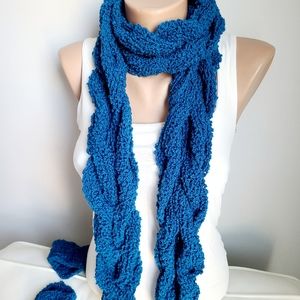 NEW Handmade Blue scarf and fingerless gloves